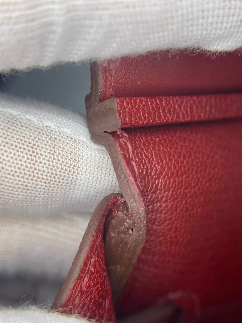 Hermes Burgundy Birkin 30 Y series 2020 rogue vif Jonathan leather gold hardware - Picture 10 of 16